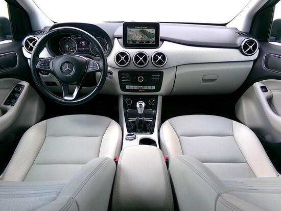 MERCEDES-BENZ B180 style 1.6 90 kW manuál_4