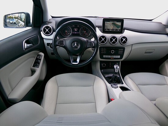 MERCEDES-BENZ B180 style 1.6 90 kW manuál_5