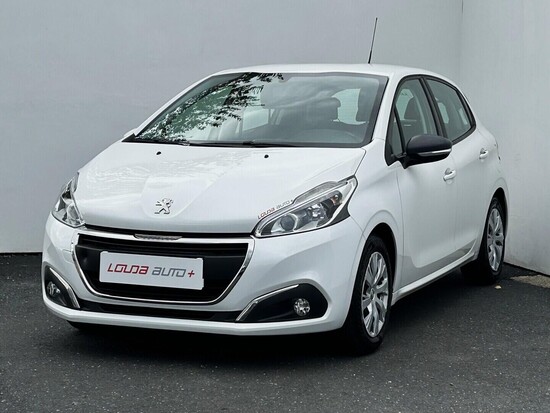 PEUGEOT 208 Active 1.2 PureTech 60 kW manuál_1