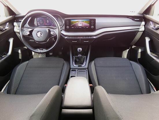 ŠKODA OCTAVIA Ambition 2.0 TDI 85 kW manuál_4