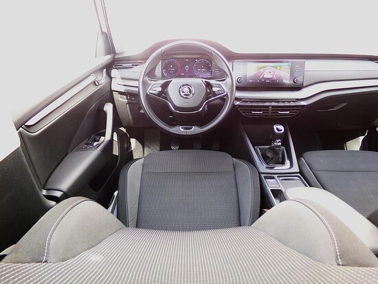 ŠKODA OCTAVIA Ambition 2.0 TDI 85 kW manuál_5