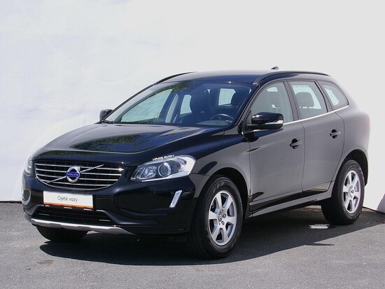 VOLVO XC60 D4 Momentum 2.0 . 140 kW automat_1
