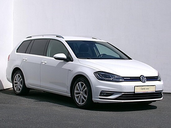 VOLKSWAGEN GOLF 1.5 TGI 96 kW manuál, DPH_3