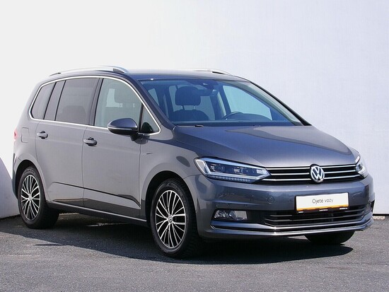 VOLKSWAGEN TOURAN Highline 1.4 TSI 110 kW automat_3