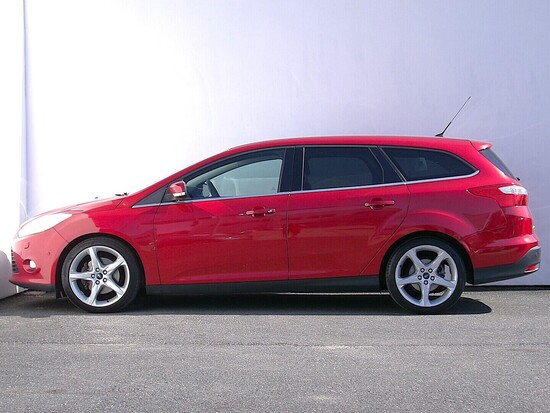 FORD FOCUS  2.0  110 kW manuál_2