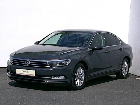 VOLKSWAGEN PASSAT Comfortline 2.0 TDI 110 kW manuál_1