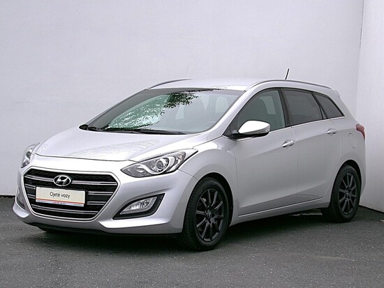 HYUNDAI I30 Go 1.6 GDI 99 kW manuál_1