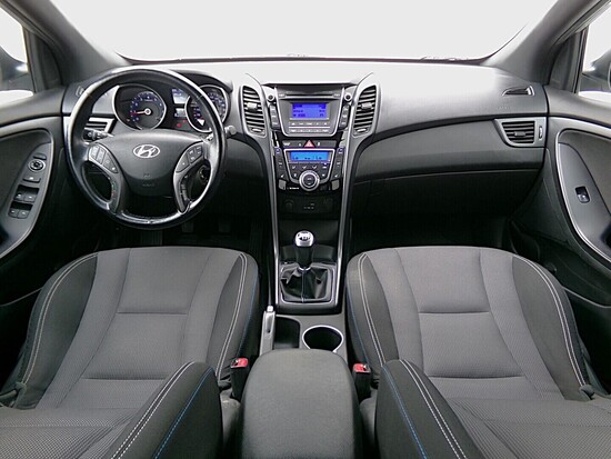 HYUNDAI I30 Go 1.6 GDI 99 kW manuál_4
