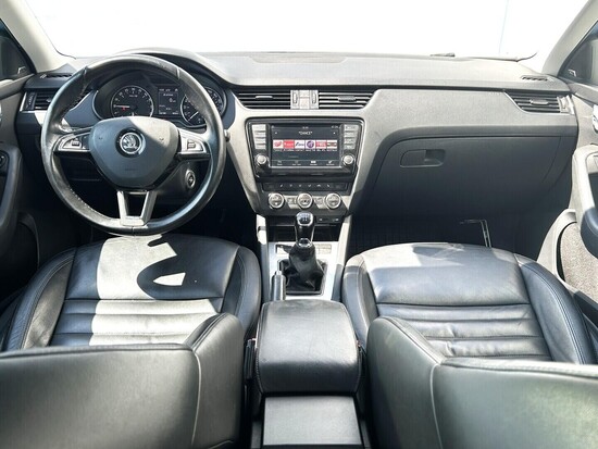 ŠKODA OCTAVIA Style Plus 1.6 TDI 81 kW manuál_4