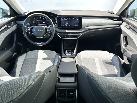 ŠKODA OCTAVIA Top Selection 2.0 TDI 110 kW automat, DPH_4