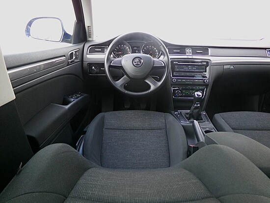 ŠKODA SUPERB Active 1.6 TDI 77 kW manuál_5