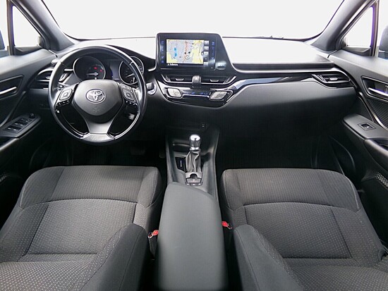 TOYOTA C-HR 1.8 E-CVT 90 kW automat_4