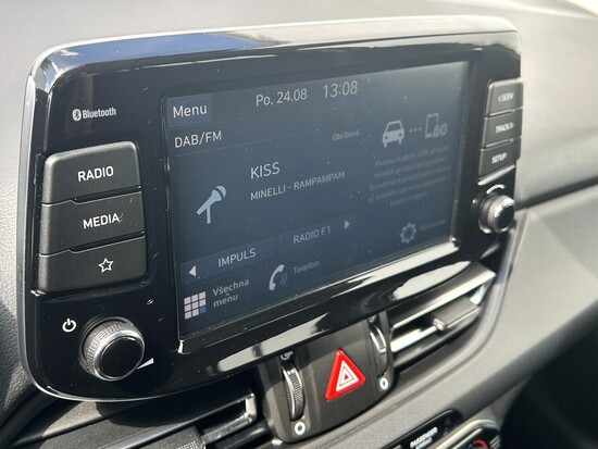 HYUNDAI I30 Smart 1.5 CVVT 81 kW manuál_5