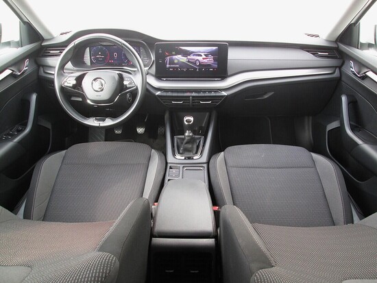 ŠKODA OCTAVIA Ambition 1.5 TSI 110 kW manuál, DPH_4