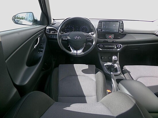 HYUNDAI I30 Comfort 1.5  81 kW manuál_5