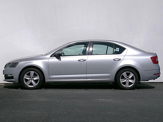 ŠKODA OCTAVIA Trumf 1.4 TSI 110 kW manuál_2