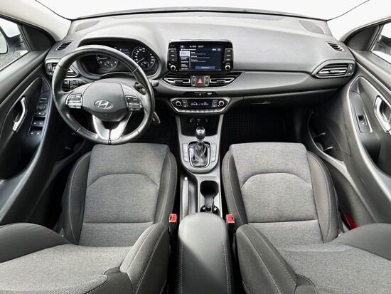 HYUNDAI I30 Family Smart 1.5 T-GDI 117 kW automat_4