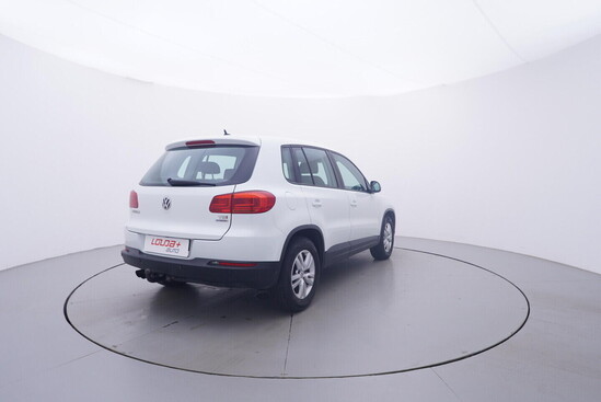 VOLKSWAGEN TIGUAN  2.0 TDI 81 kW manuál_3