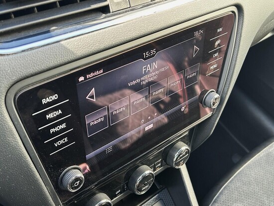 ŠKODA OCTAVIA RS Challenge 2.0 TDI 135 kW automat, DPH_5