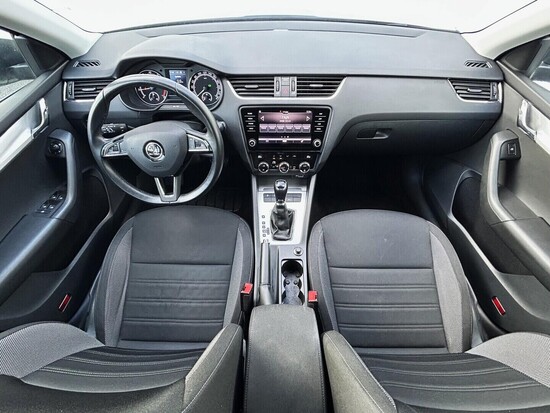 ŠKODA OCTAVIA Ambition 1.5 TSI 110 kW automat_4