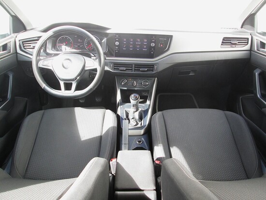 VOLKSWAGEN POLO  1.0 TSI 70 kW manuál_4