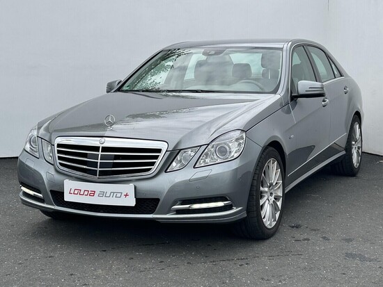 MERCEDES-BENZ E350 CDI Elegance 3.0 CDi 195 kW automat_1