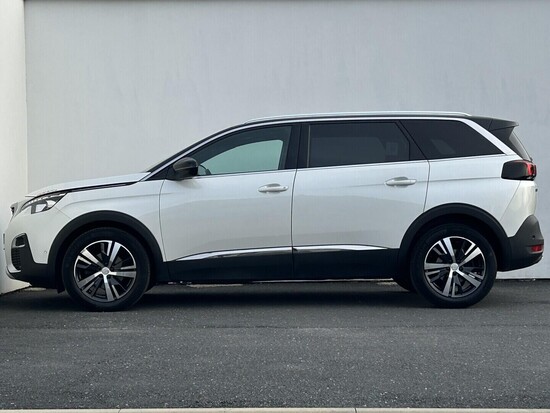 PEUGEOT 5008 Gt line 1.6 Puretech 133 kW automat_2