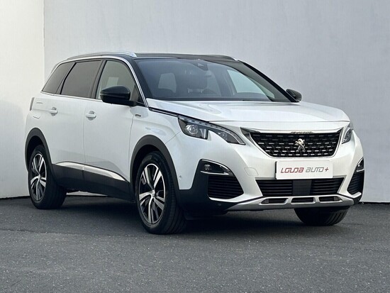 PEUGEOT 5008 Gt line 1.6 Puretech 133 kW automat_3