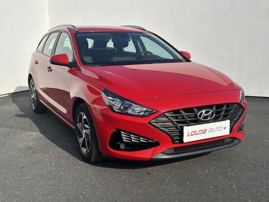 HYUNDAI I30 Comfort 1.5 1.5 MT DPi 80 kW manuál_3