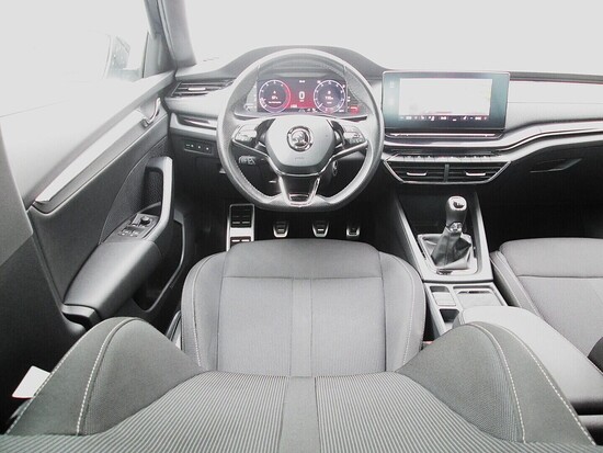 ŠKODA OCTAVIA SportLine 2.0 TDI 85 kW manuál_5