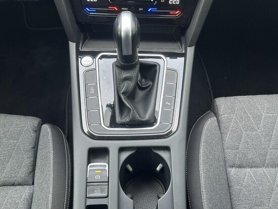 VOLKSWAGEN PASSAT VARIANT Business 1.5 TSI 110 kW automat, DPH_5