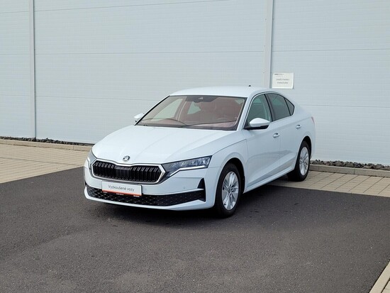 ŠKODA OCTAVIA Top Selection 1.5  110 kW automat, DPH_1