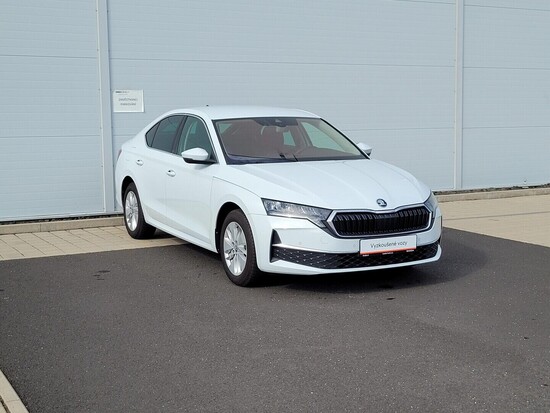 ŠKODA OCTAVIA Top Selection 1.5  110 kW automat, DPH_2