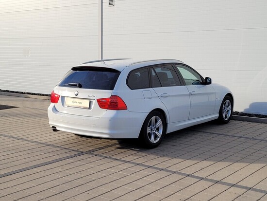 BMW 318 D 2.0 105 kW manuál_3