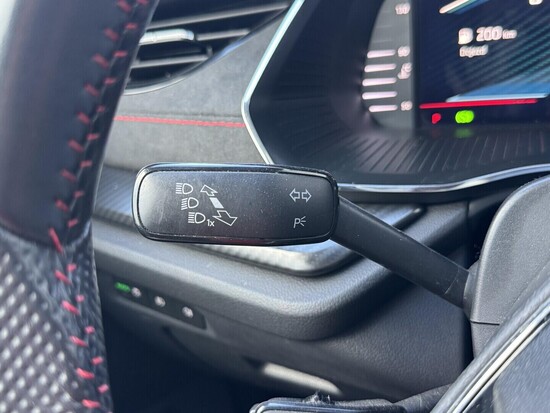 ŠKODA OCTAVIA RS 2.0 TSI 180 kW automat_5