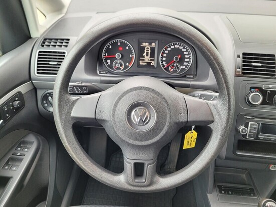 VOLKSWAGEN TOURAN Trendline 1.6 TDI 77 kW manuál, DPH_4