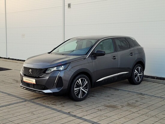 PEUGEOT 3008 ALLURE BlueHDi 1.5 96 kW automat_1
