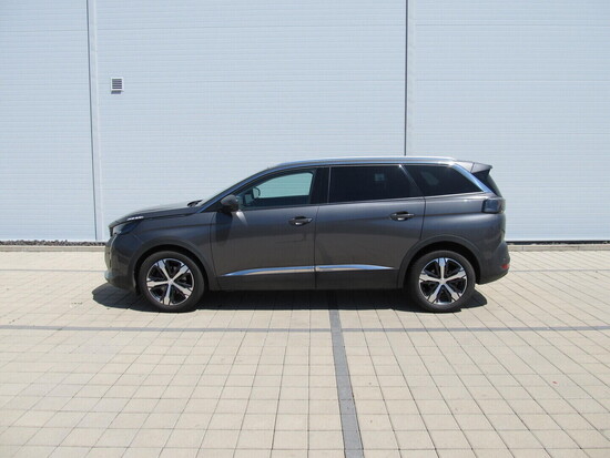 PEUGEOT 5008 1.5 BlueHDi 96 kW manuál_2