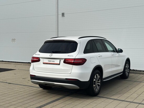 MERCEDES-BENZ GLC 250 4Matic 2.0 155 kW automat, DPH_3