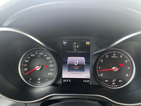 MERCEDES-BENZ GLC 250 4Matic 2.0 155 kW automat, DPH_4