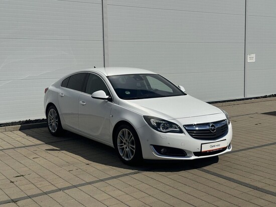 OPEL INSIGNIA Cosmo 2.0 120 kW manuál_2