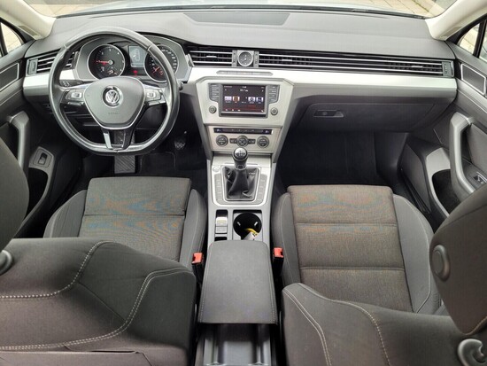 VOLKSWAGEN PASSAT VARIANT business 2.0 TDI 110 kW manuál_4