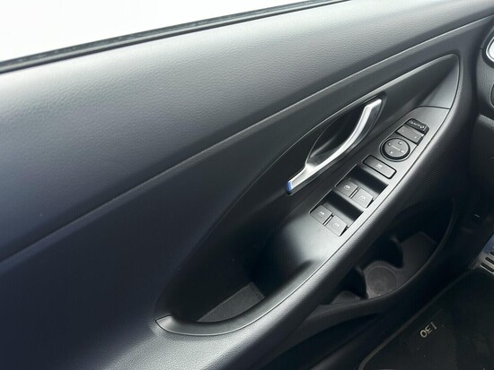 HYUNDAI I30 N-line 1.5  117 kW automat, DPH_5