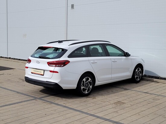 HYUNDAI I30 Smart 1.5 70 kW manuál, DPH_3