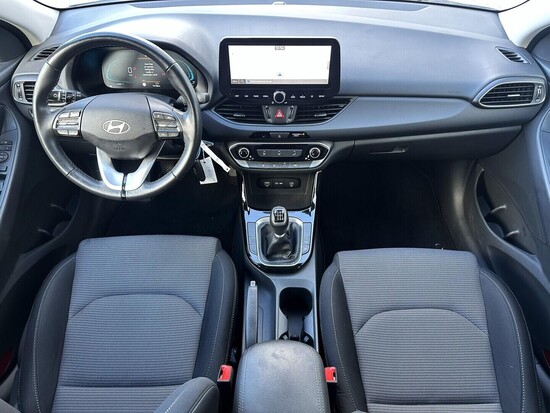 HYUNDAI I30 Smart 1.5 70 kW manuál, DPH_4