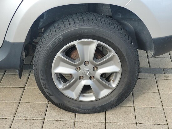 DACIA DUSTER  1.6 SCe 84 kW manuál_5