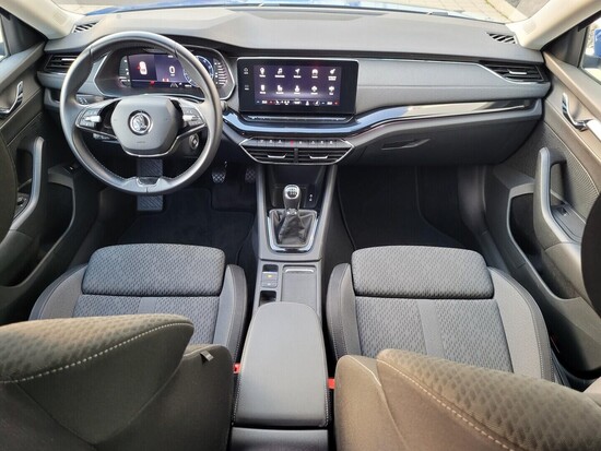 ŠKODA OCTAVIA Style Plus 1.5 TSI 110 kW manuál_4