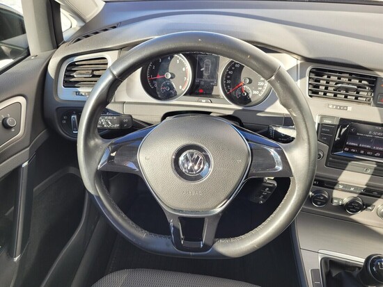 VOLKSWAGEN GOLF Comfortline 1.2 TSI 81 kW manuál_4