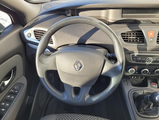 RENAULT GRAND SCÉNIC  1.5 dCi 78 kW manuál_4