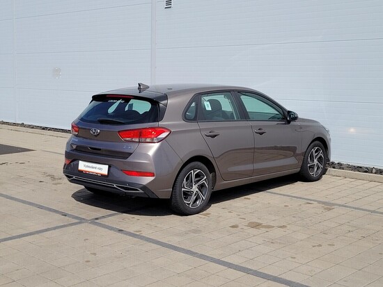 HYUNDAI I30 Comfort 1.0 88 kW manuál_3